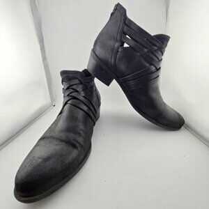 Baretraps Ankle Boots– Black, Crisscross Strap – Women’s 8.5M